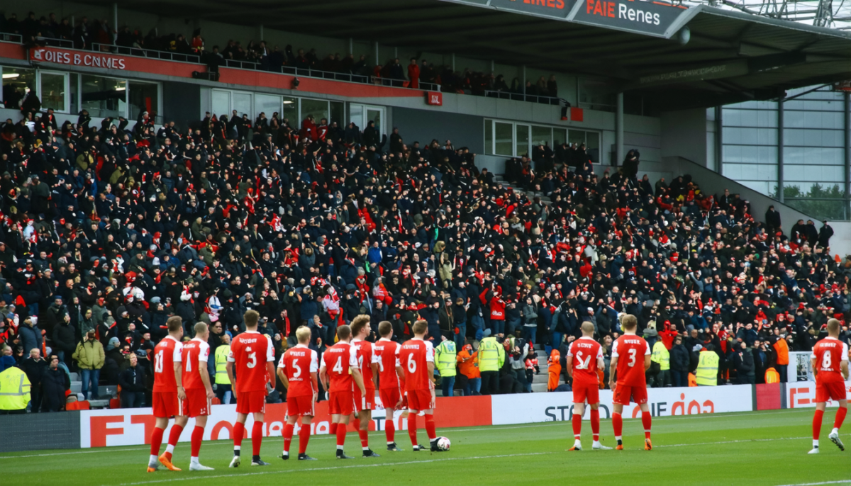 le stade rennais décline une offre de 5 millions d'euros lors du mercato, confirmant sa volonté de conserver ses joueurs clés.